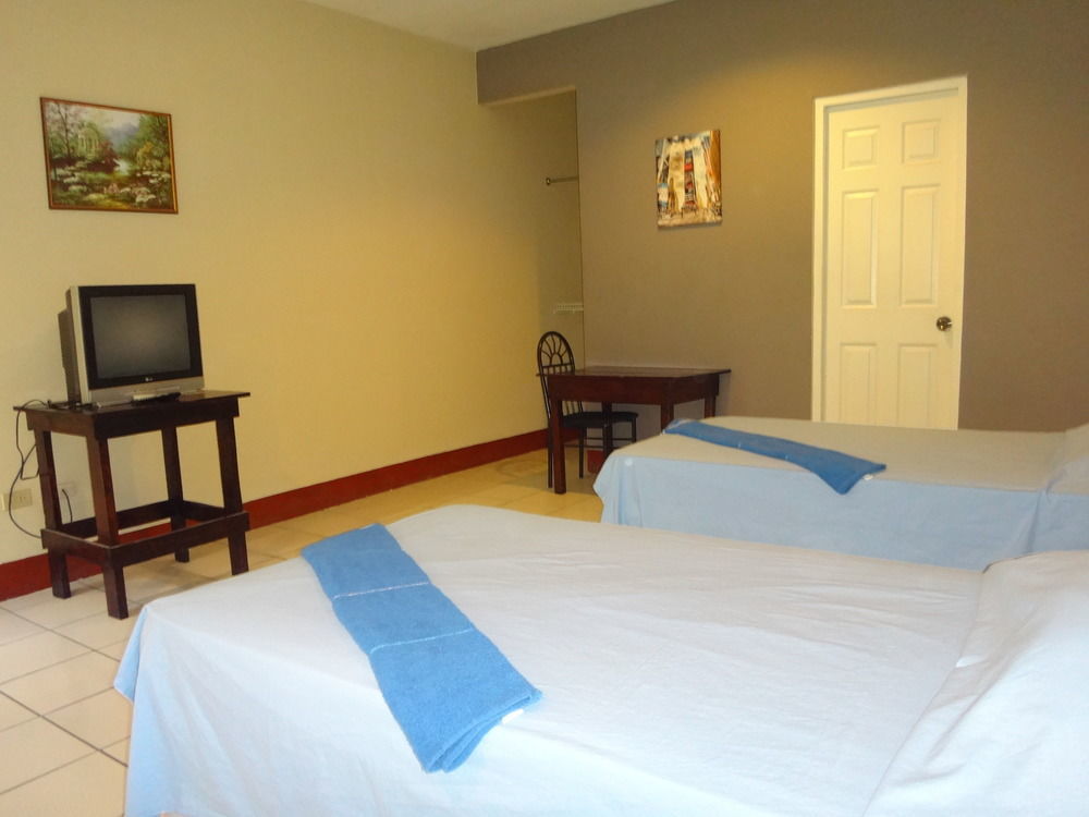 Hotel La Arboleda Манагуа Екстериор снимка