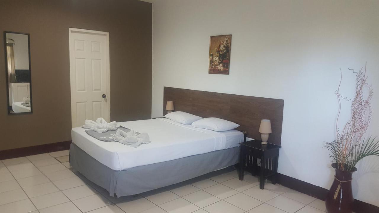Hotel La Arboleda Манагуа Екстериор снимка